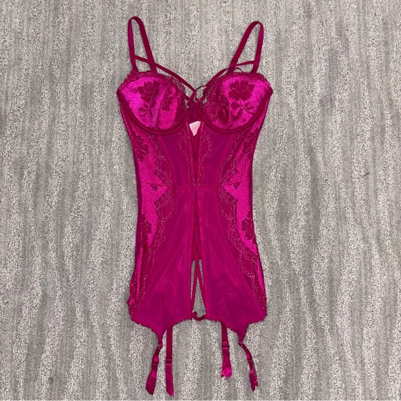 Victoria's Secret Other - Victoria’s Secret Pink Lace Mesh Corset Top W Garter Clips Underwire Women’s 34C